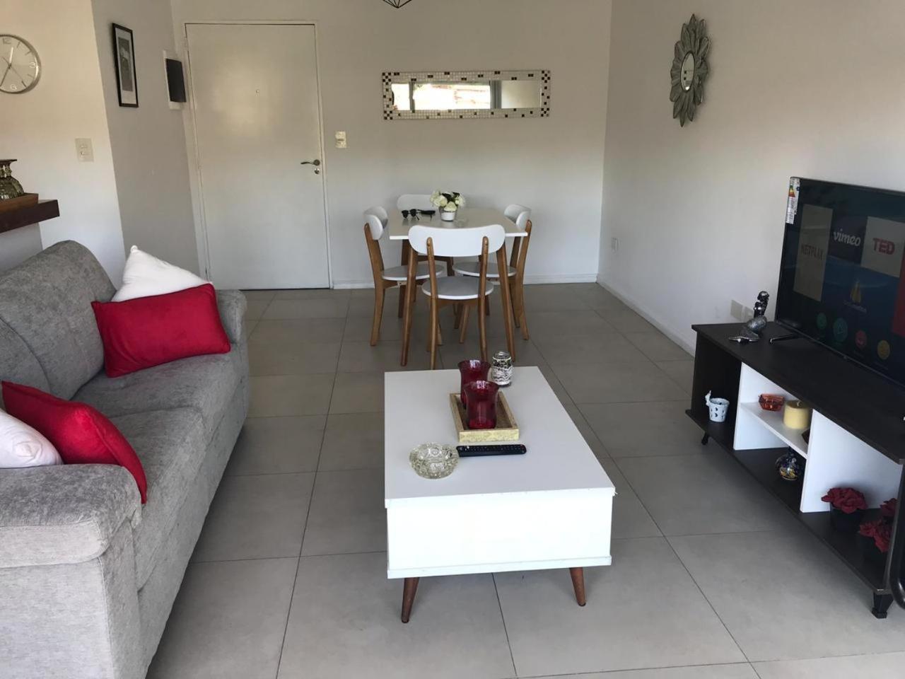 Amplio, Moderno Y Luminoso Departamento En La Mejor Zona De Tigre Apartment ภายนอก รูปภาพ